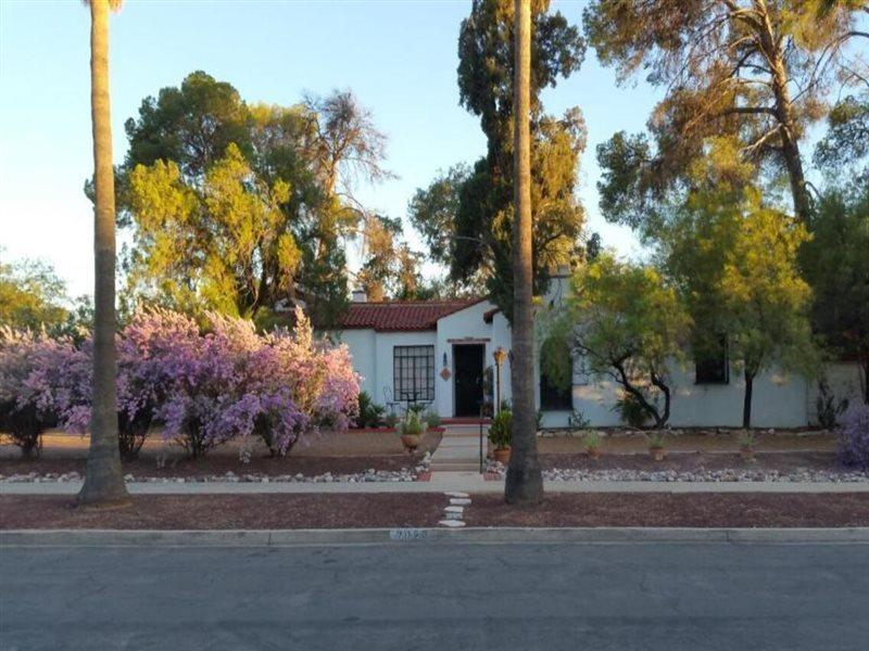 Sam Hughes Inn B&B Tucson Exterior photo